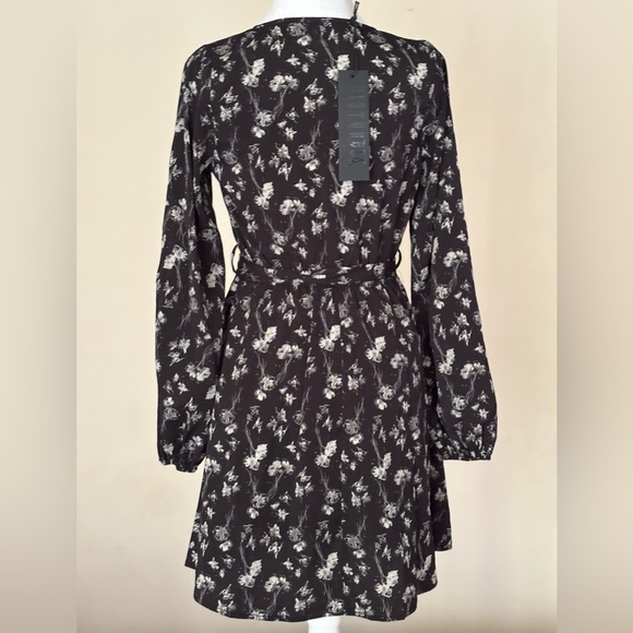 NWT Disturbia Black and White Floral Wrap Long Sleeve Dress - Picture 4 of 11